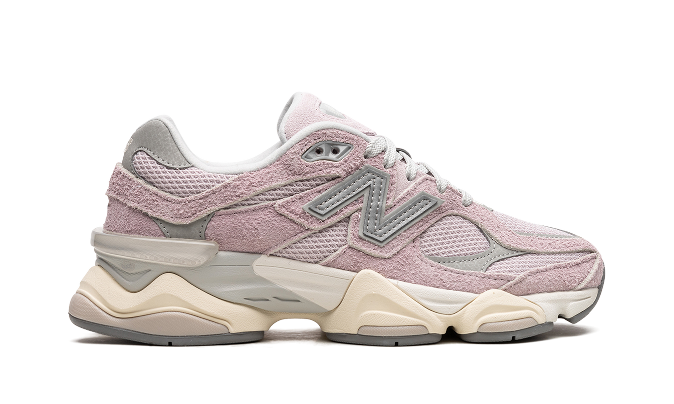 New Balance 9060 "December Sky"