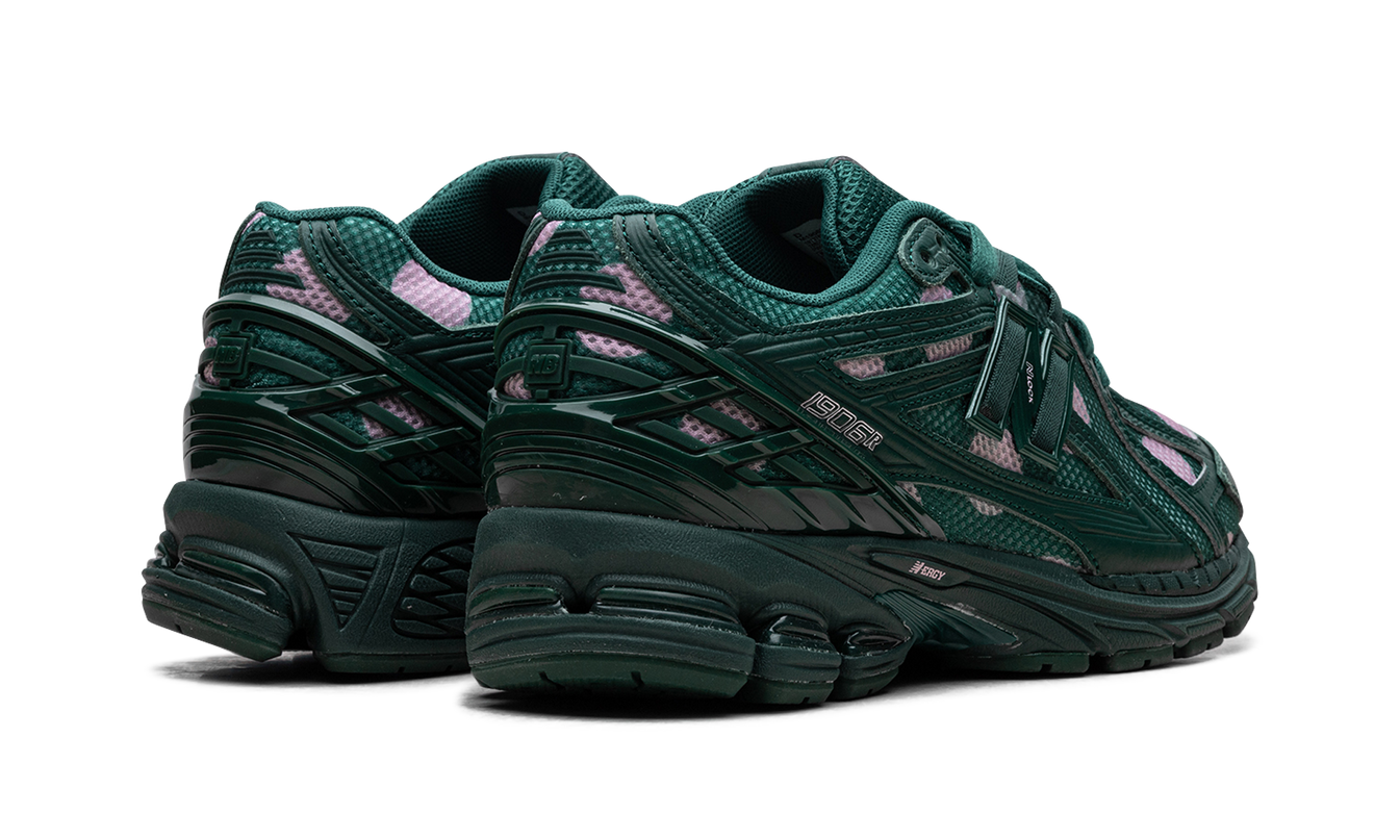 New Balance 1906R "Polka Dot Green"