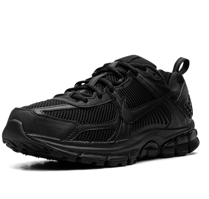 Nike Zoom Vomero 5 GS "Triple Black"