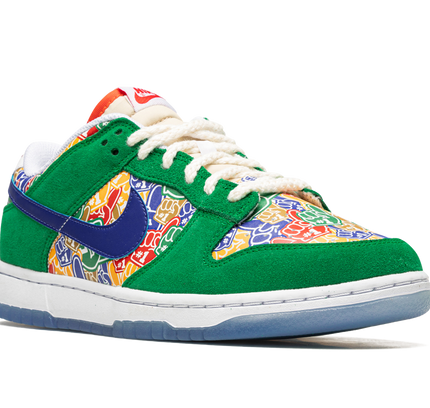 Nike Dunk Low "Foam Finger"