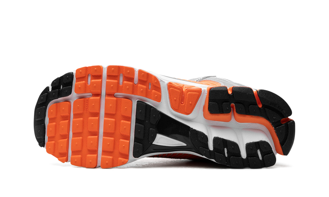 Zoom Vomero 5 „Platinum Tint“