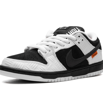 Nike Dunk Low SB "TIGHTBOOTH"