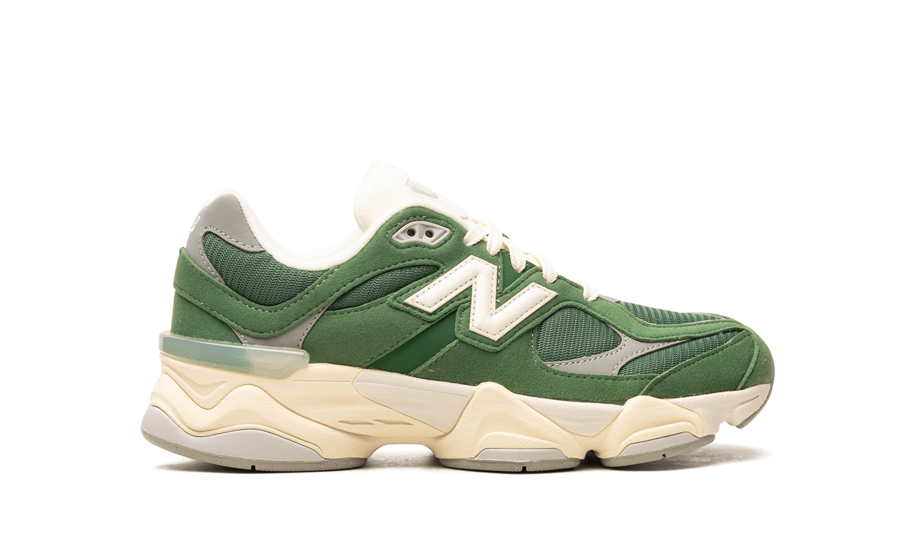 New Balance 9060 GS "Nori"
