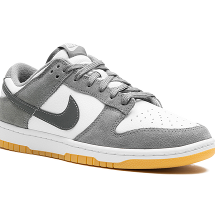 Nike Dunk Low "Smoke Grey"