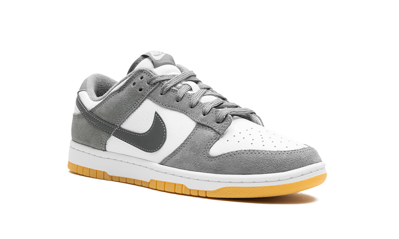 Nike Dunk Low "Smoke Grey"