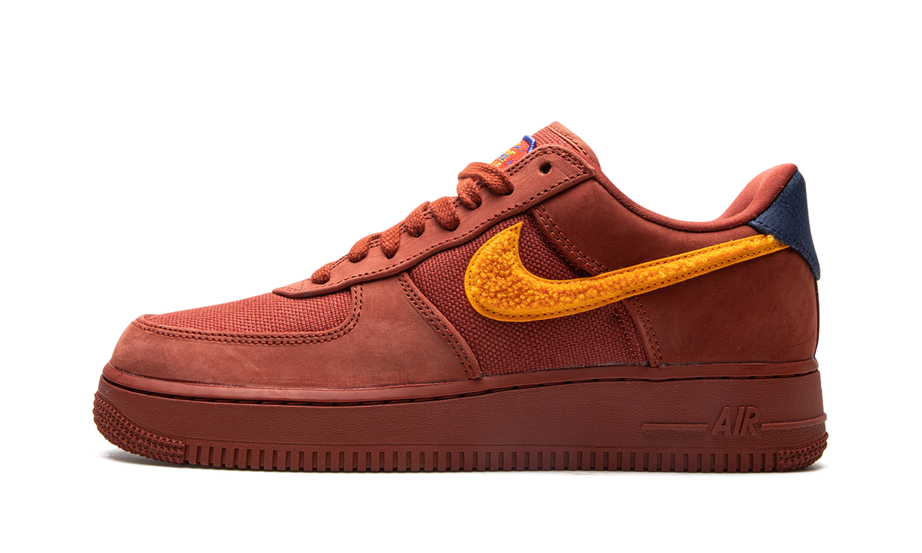 Nike Air Force 1 Low "La Familia"