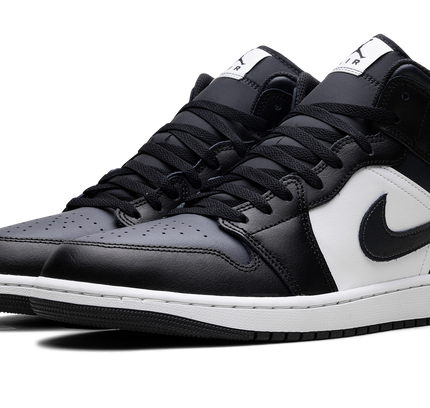 Air Jordan 1 Mid "Off Noir Toe"