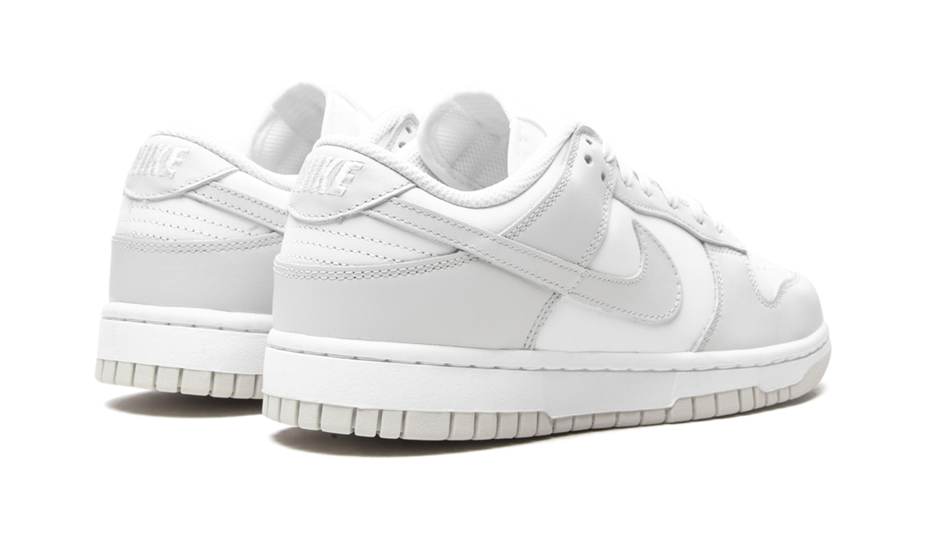Nike Dunk Low WMNS "Photon Dust"