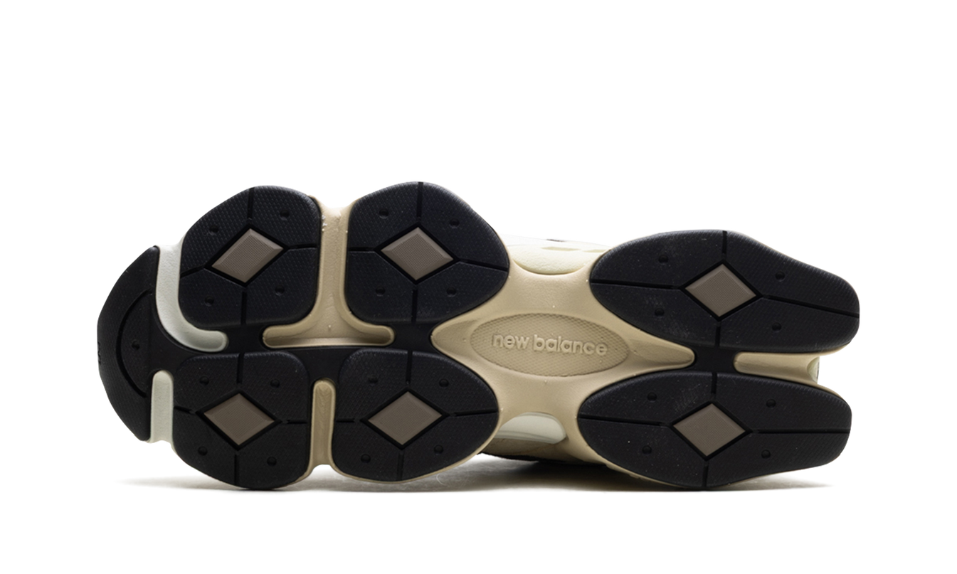 New Balance 9060 „Emerging Brown“