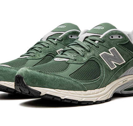 New Balance 2002R "Jadegrün"