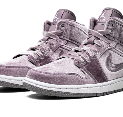 Air Jordan 1 MID SE WMNS "Purple Velvet"