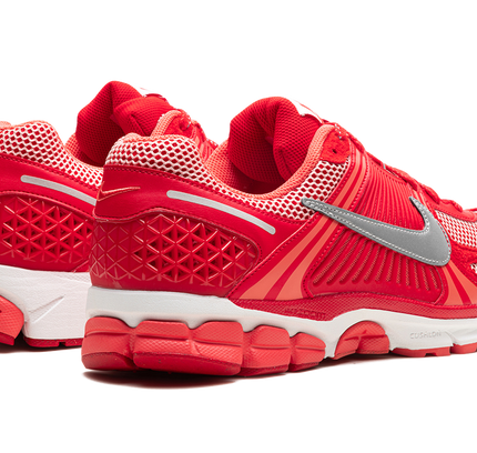 Nike Zoom Vomero 5 PRM "University Red Metallic Silver"