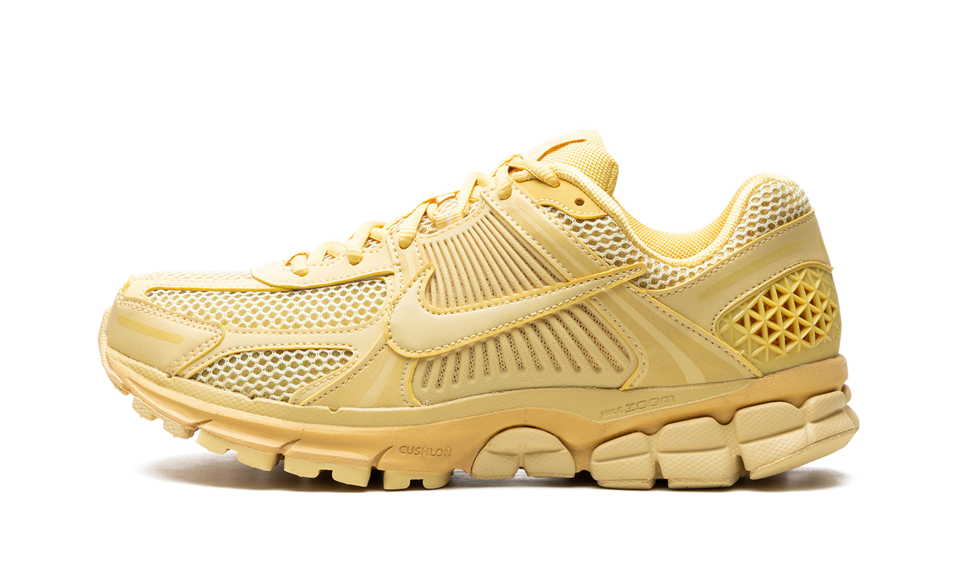 Nike Zoom Vomero 5 "Saturn Gold"
