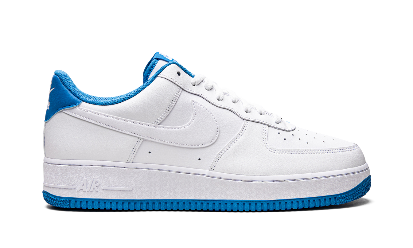 Nike Air Force 1 '07 "White / Light Photo Blue"