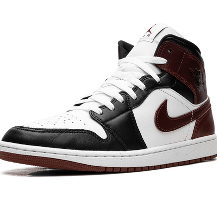 Air Jordan 1 Mid SE "Dark Pony"