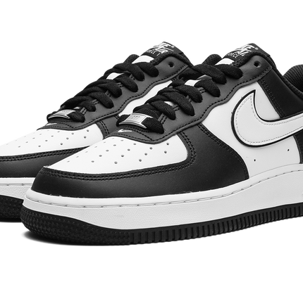 Nike Air Force 1 Low "Panda"