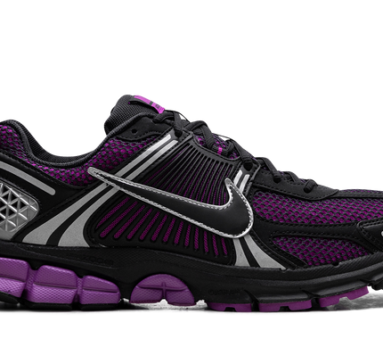 Zoom Vomero 5 "Black Vivid Purple"