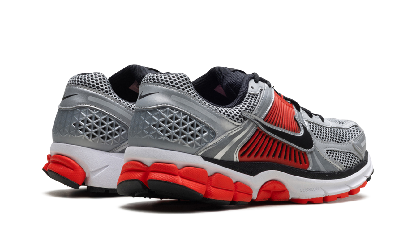 Nike Zoom Vomero 5 "metallic silver black"