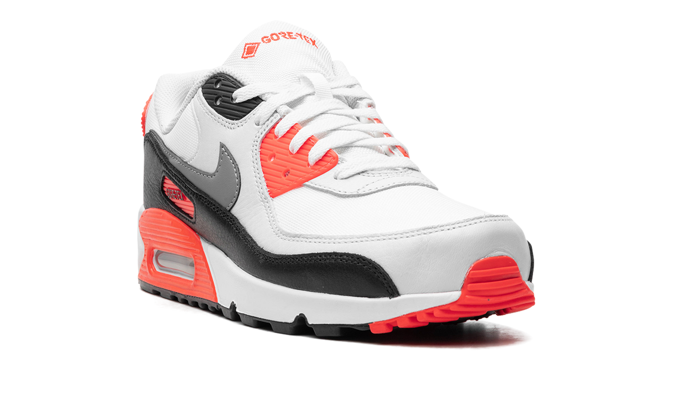 Nike Air Max 90 Gore-Tex "Infrared"