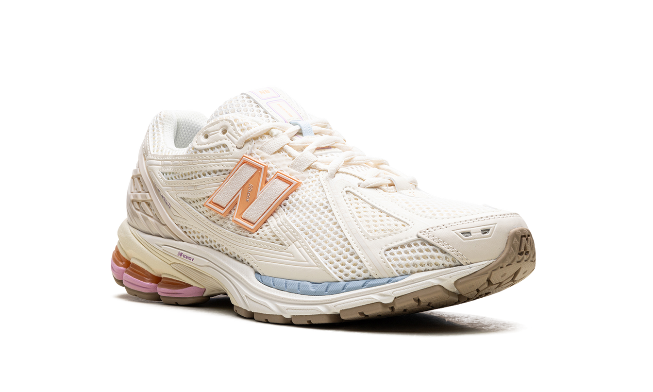 New Balance 1906R "Pink Sugar"