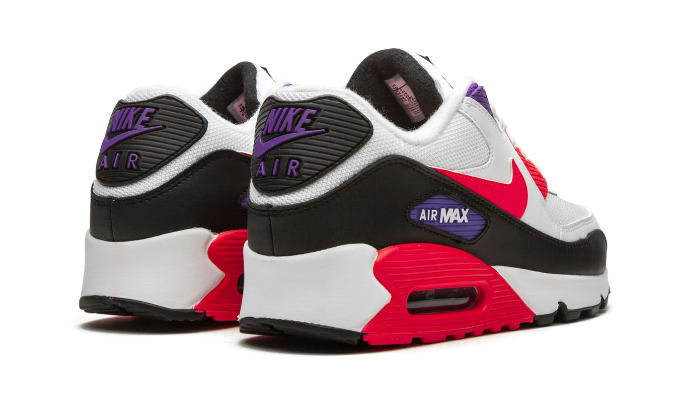 Nike Air Max 90 "Essential"