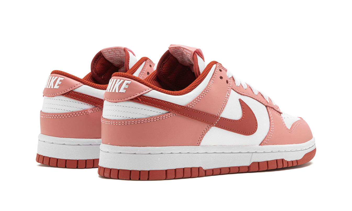 Nike Dunk Low WMNS "Red Stardust"