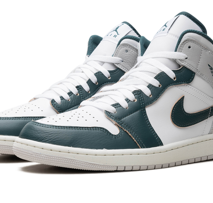 Air Jordan 1 "Oxidized Green"