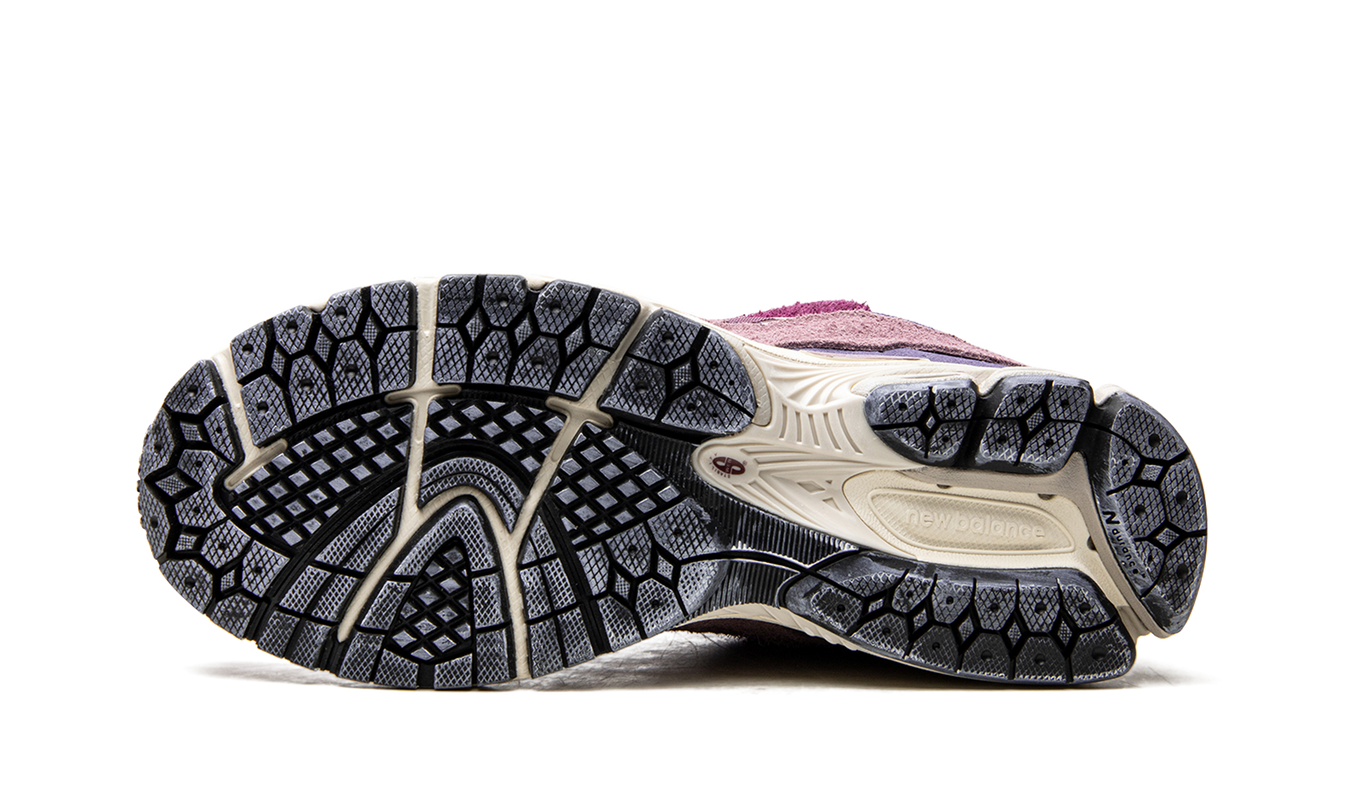 New Balance 2002R "Protection Pack - Violett"