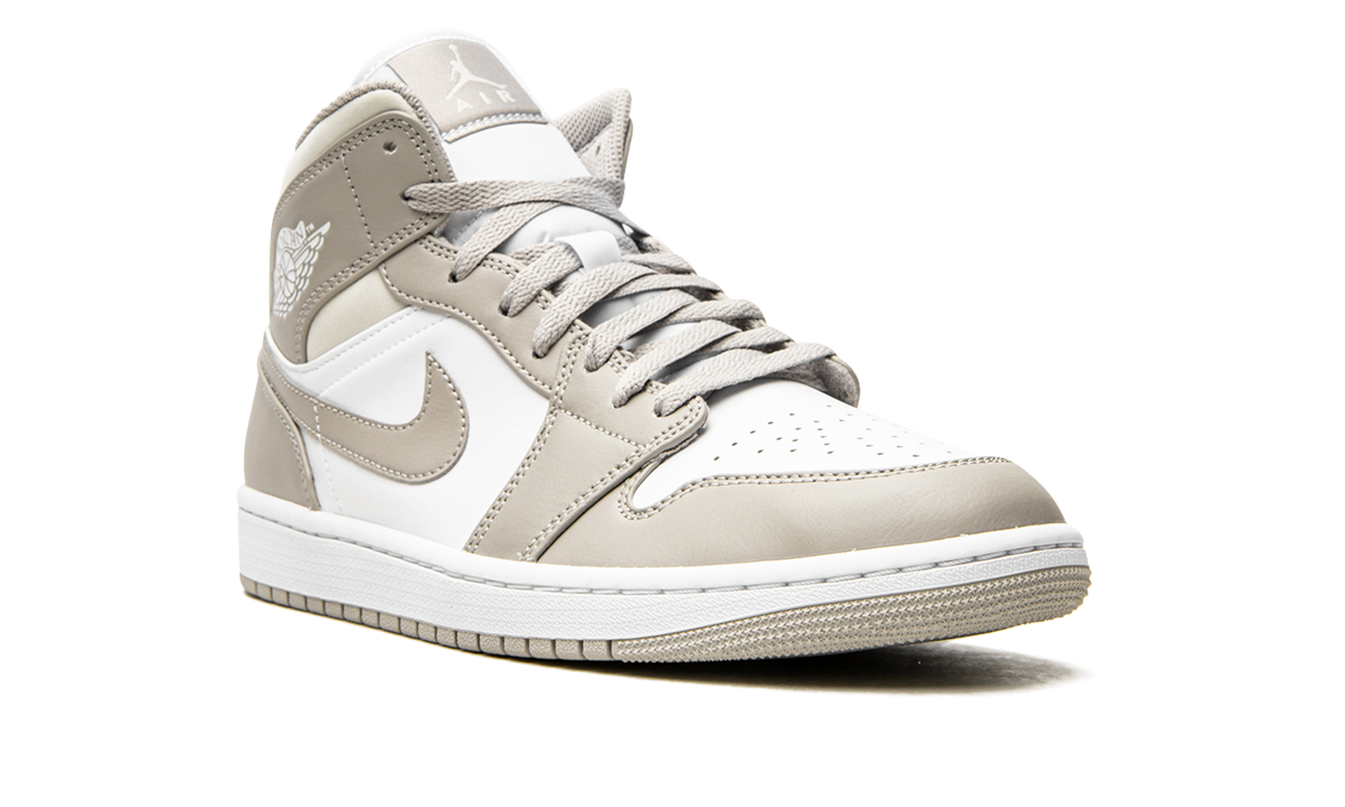 Air Jordan 1 Mid "Linen / College Grey"