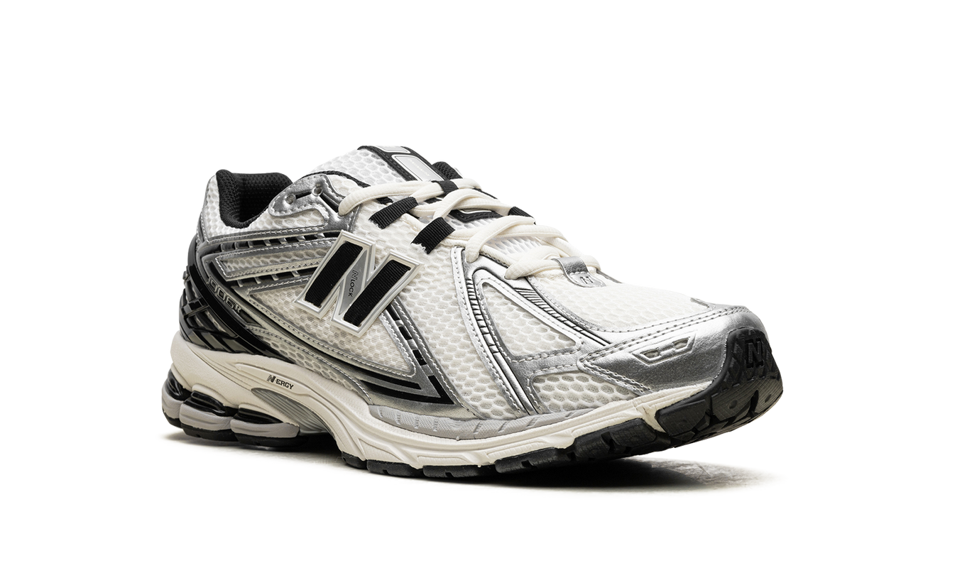New Balance M1906 "METALLIC SILBER"