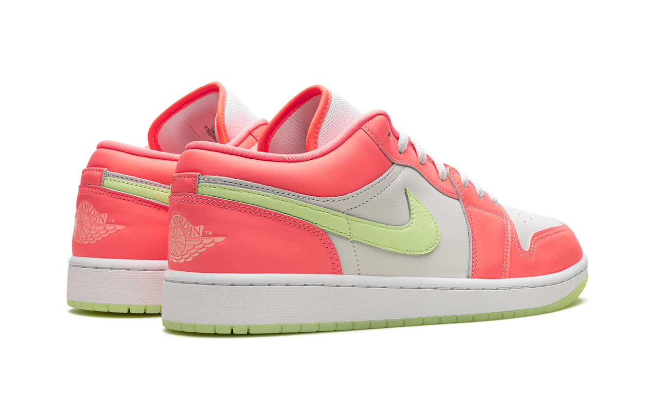 Air Jordan 1 Low SE "Lava Glow"
