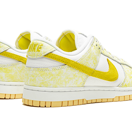 Nike Dunk Low WMNS "Yellow Strike"