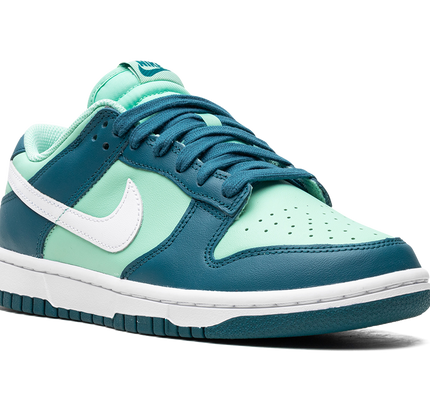 Nike Dunk Low WMNS "Geode Teal"