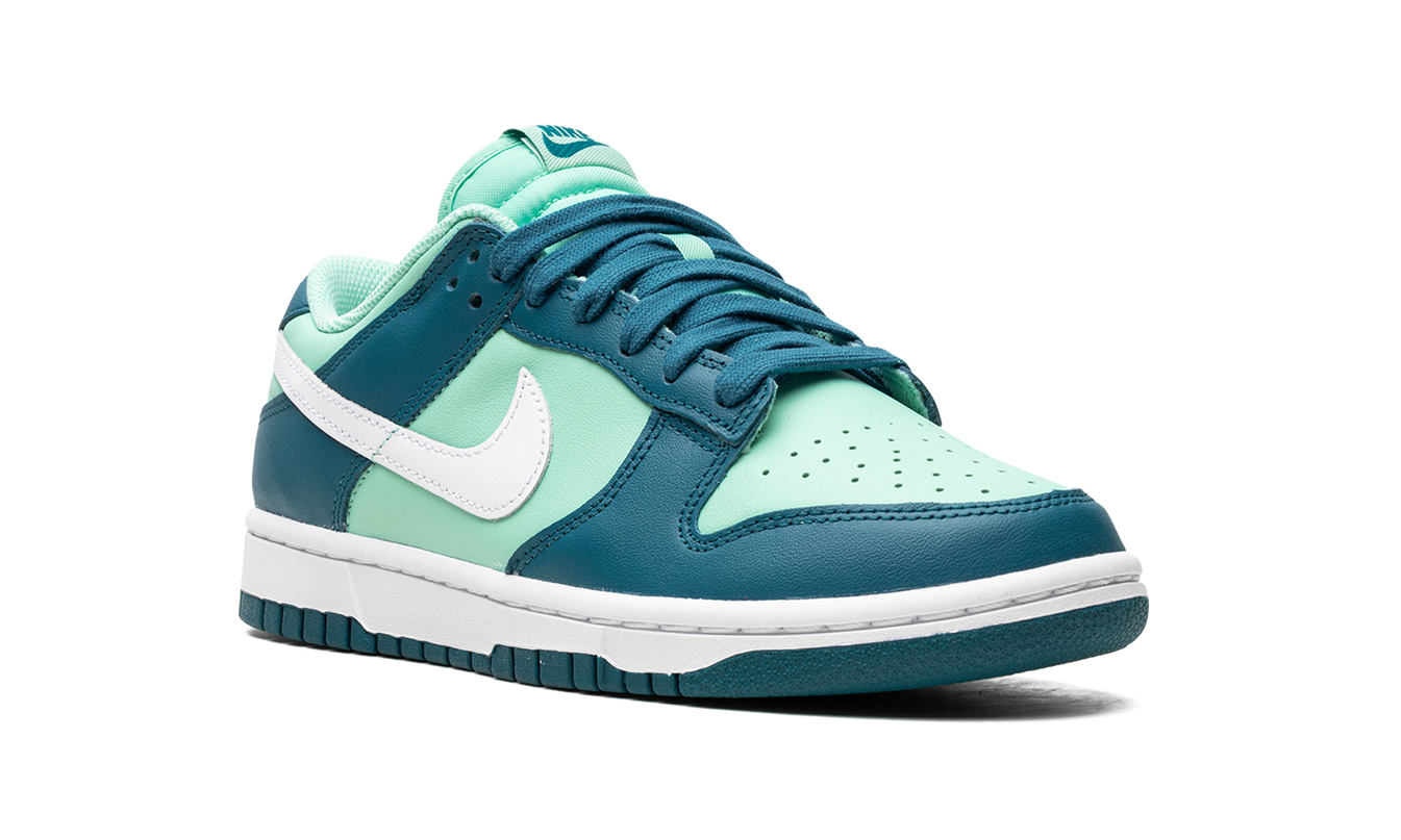 Nike Dunk Low WMNS "Geode Teal"