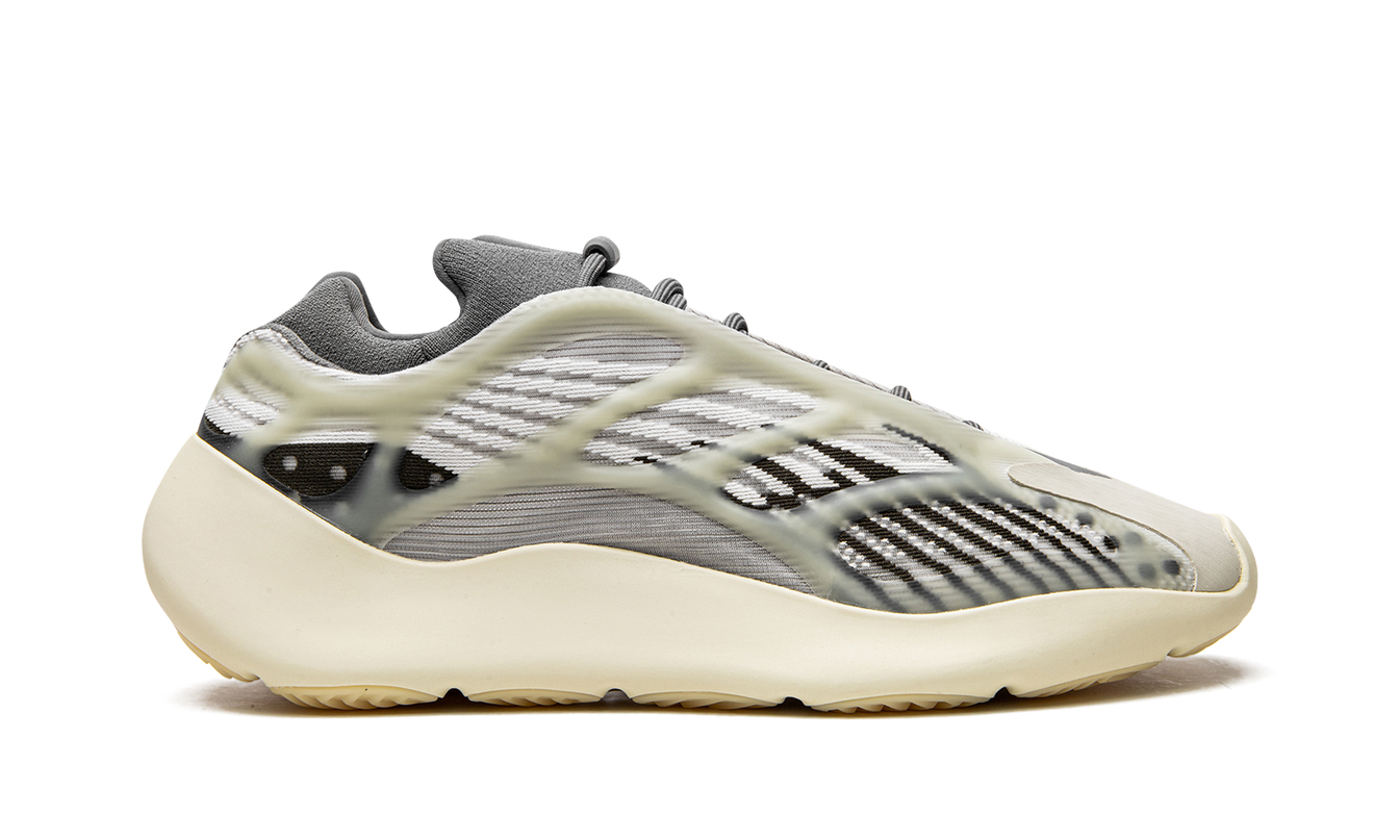 Yeezy 700 V3 "Fade Salt"