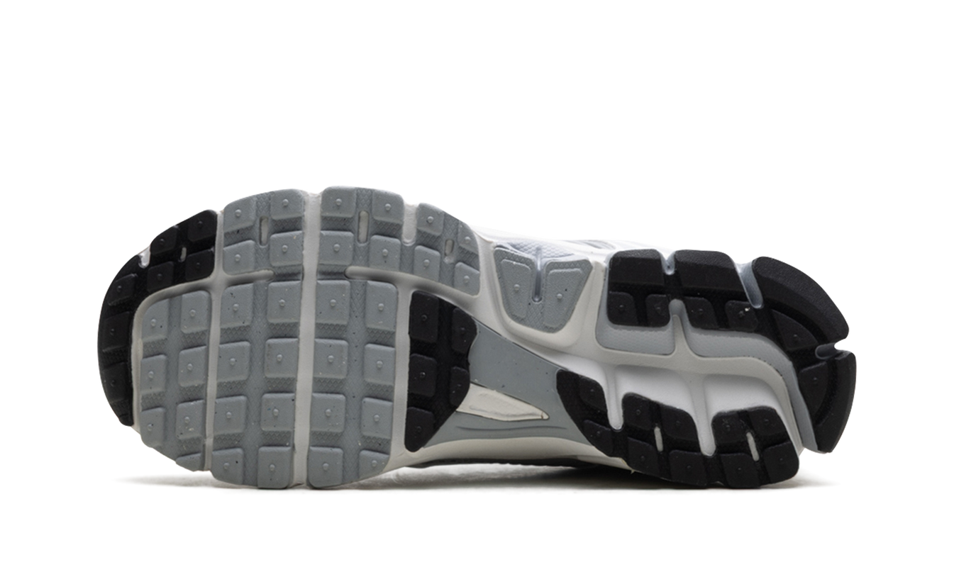 Zoom Vomero 5 „Pure Platinum“