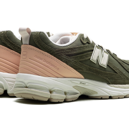 New Balance 1906F "Dark Moss"
