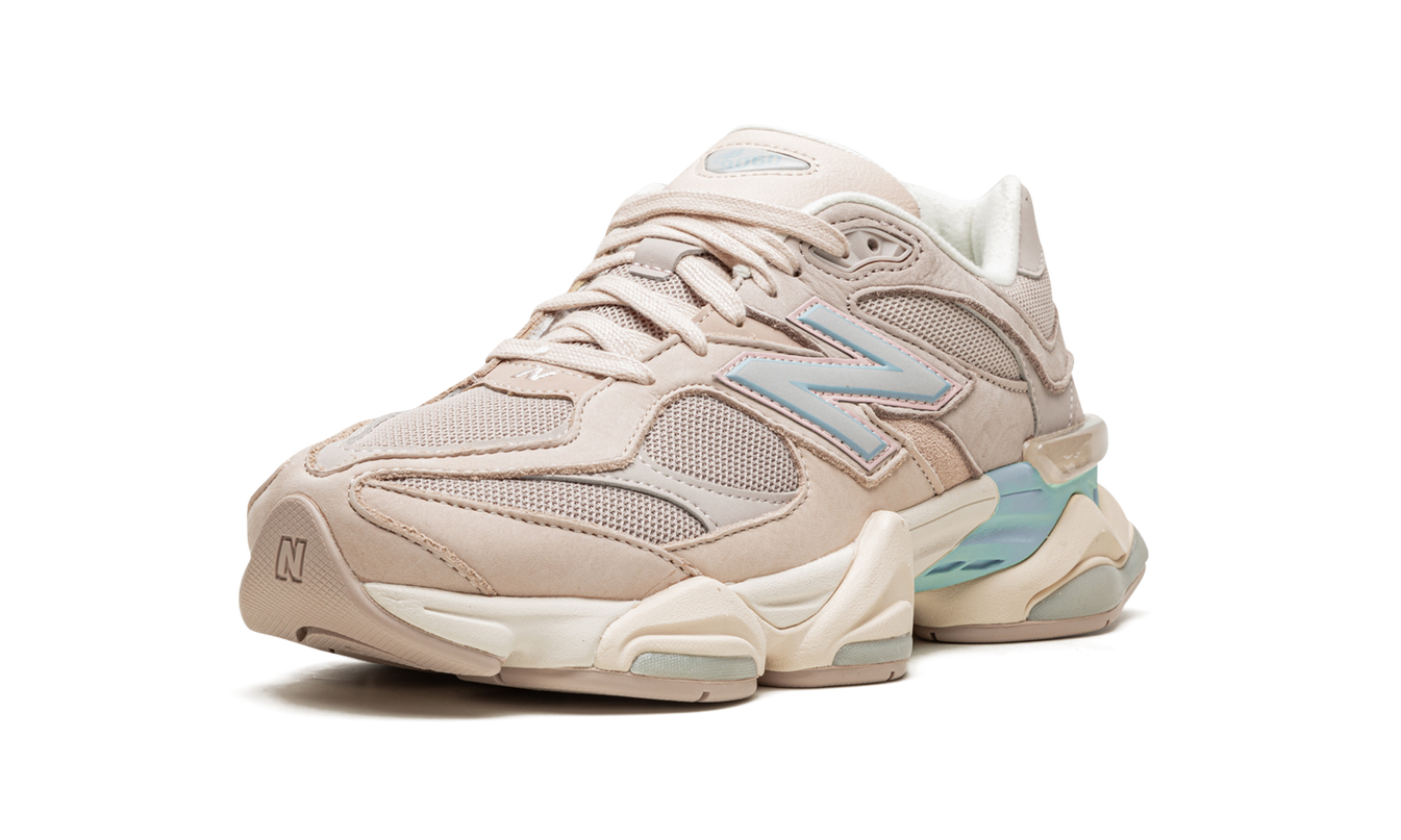 New Balance 9060 "Elfenbein"
