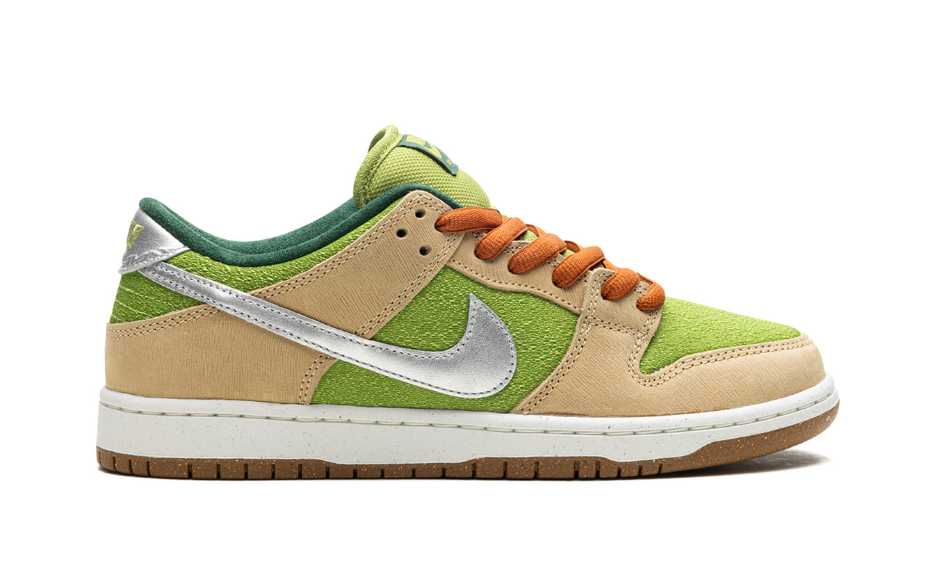 Nike Dunk SB Low "Escargot"