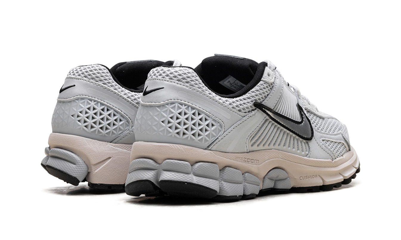Nike Zoom Vomero 5 WMNS "Pure Platinum"