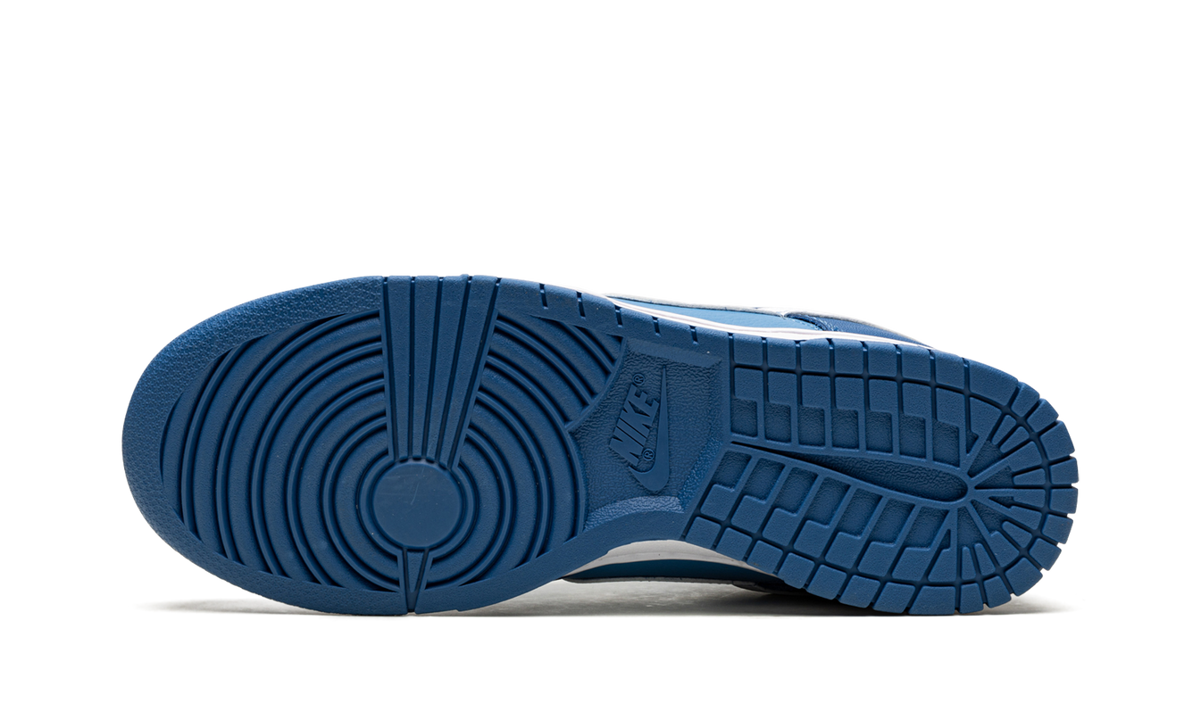 Nike Dunk Low Retro "Dark Marina Blue"