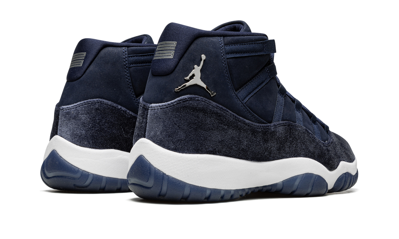 Air Jordan 11 Velvet WMNS "Midnight Navy"