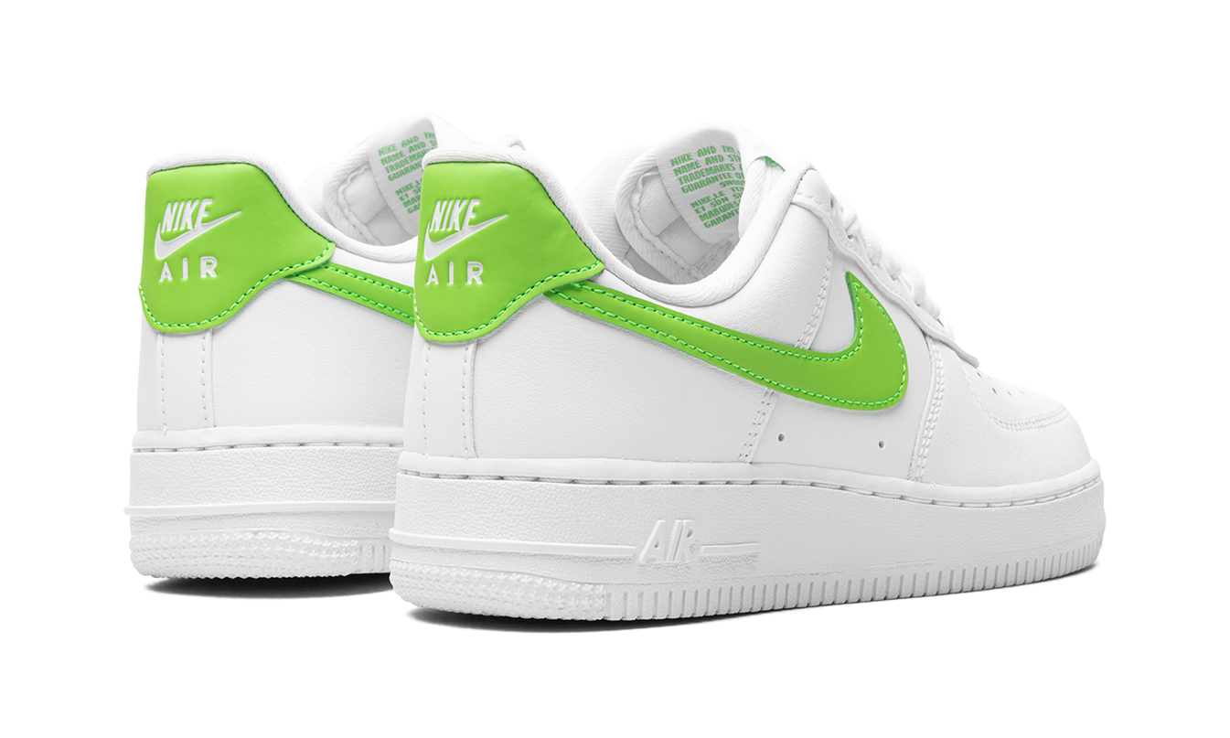 Nike Air Force 1 WMNS "Action Green"