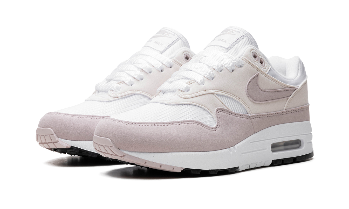 Nike Air Max 1 WMNS "Platinum Violet"