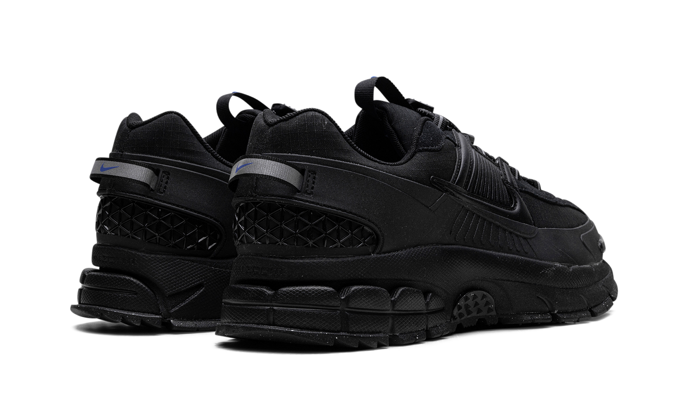 Nike Zoom Vomero Roam "Triple Black"