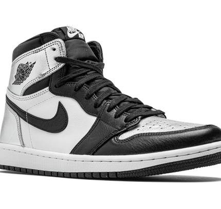 Air Jordan 1 RETRO HIGH OG WMNS "Silver Toe"