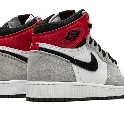 Air Jordan 1 Retro High OG GS "Light Smoke Grey"
