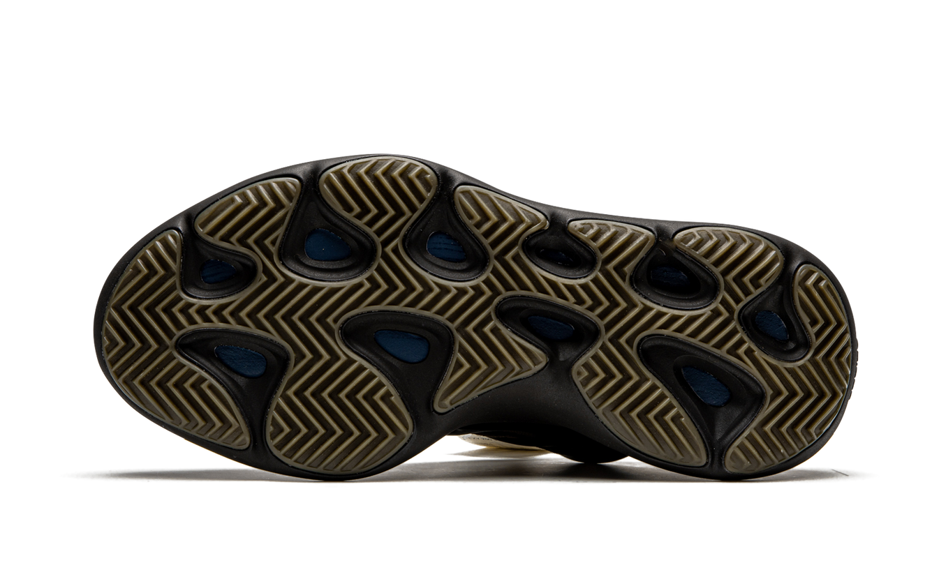 Yeezy 700 V3 "Clay Brown"