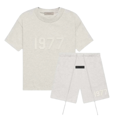 Fear of God Essentials 1977 Leichtes Haferflocken-Sommerset