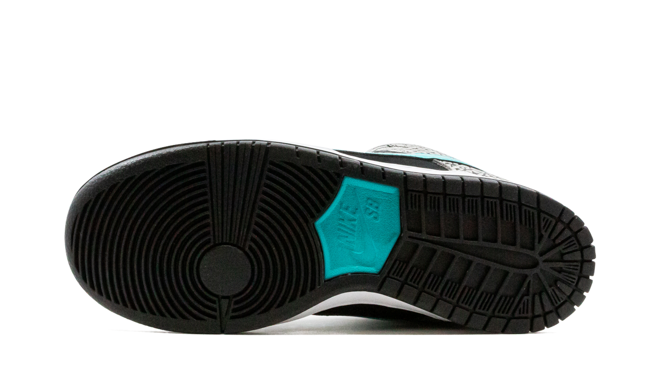 Nike Dunk SB Low Pro "Elephant"